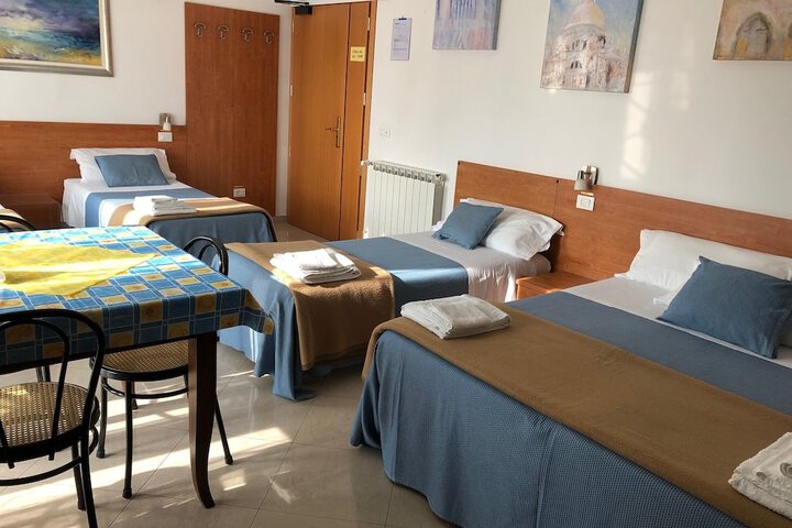 Room 58 of 170