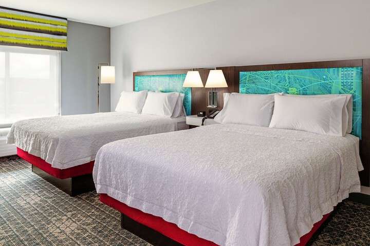 2 Queen Beds Hearing Accessible (6 of 6)