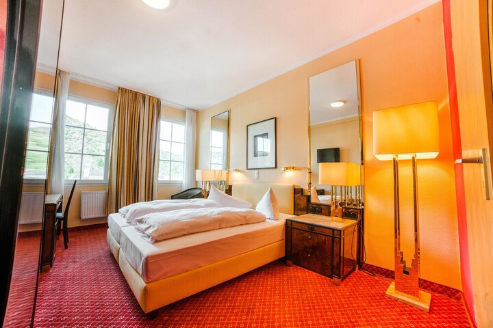 Room 8 of 44