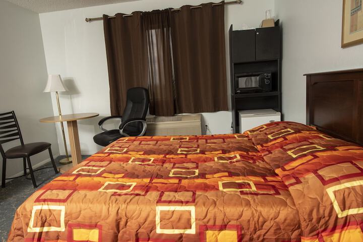 Room 6 of 154