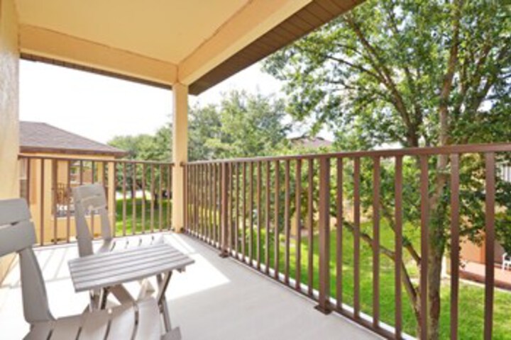 Terrace/Patio 5 of 60