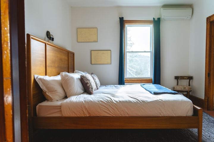 Room 21 of 52