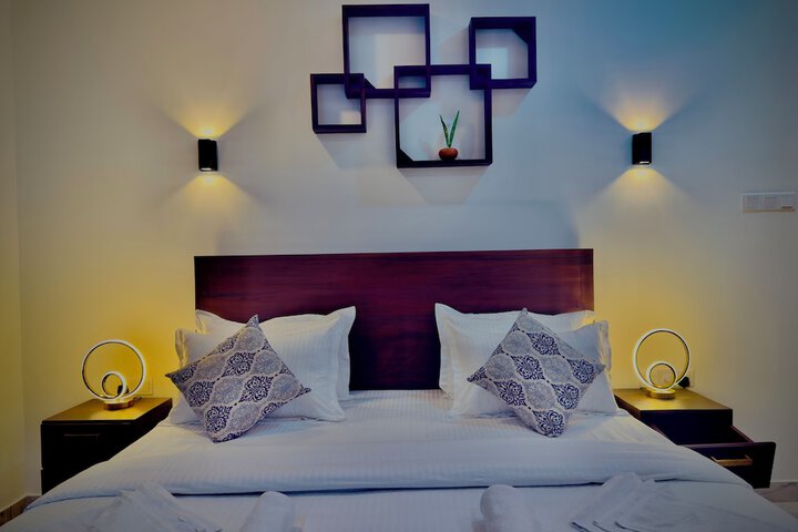 Room 17 of 44