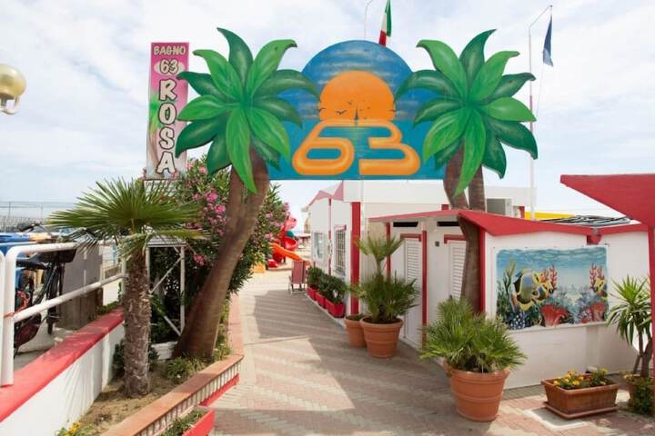 Beach 16 of 27