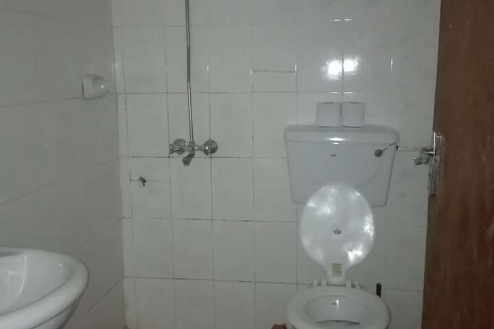 Room 33 of 57