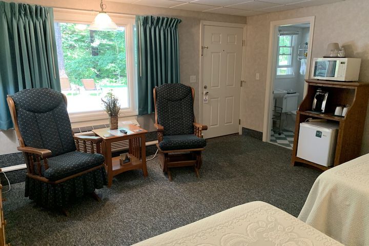 Room 38 of 167