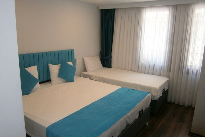 Room 17 of 51
