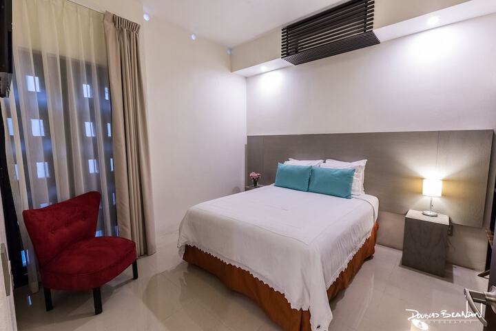 Room 30 of 82