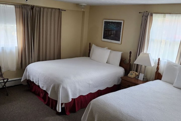 Room 8 of 54