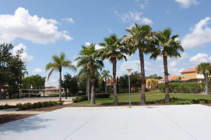 Property Grounds 36 of 46