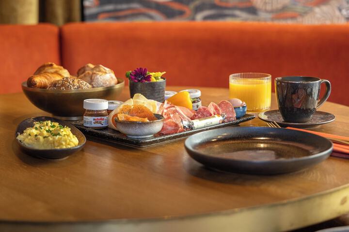 Breakfast/Coffee Service 78 of 91