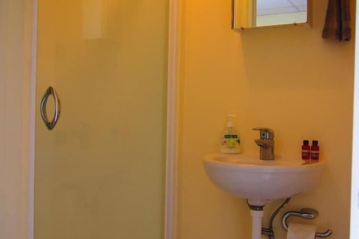 Room 62 of 69