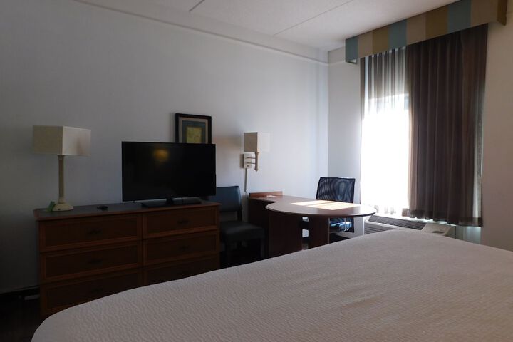 Room 43 of 79