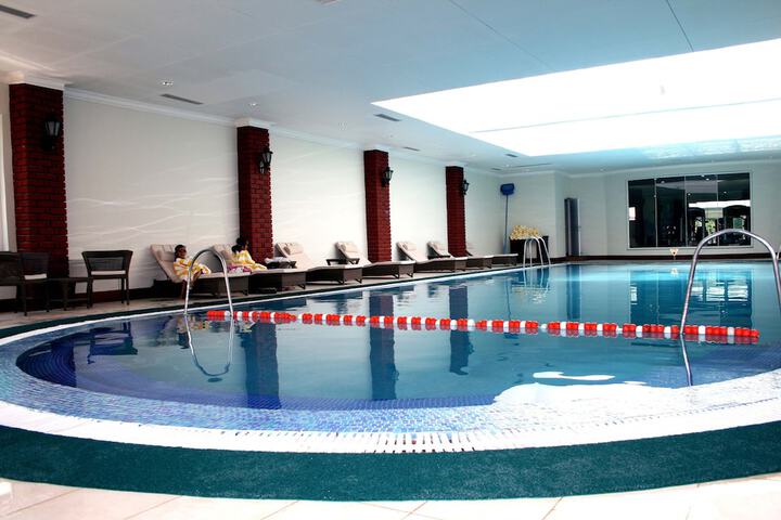 Pool 43 of 140