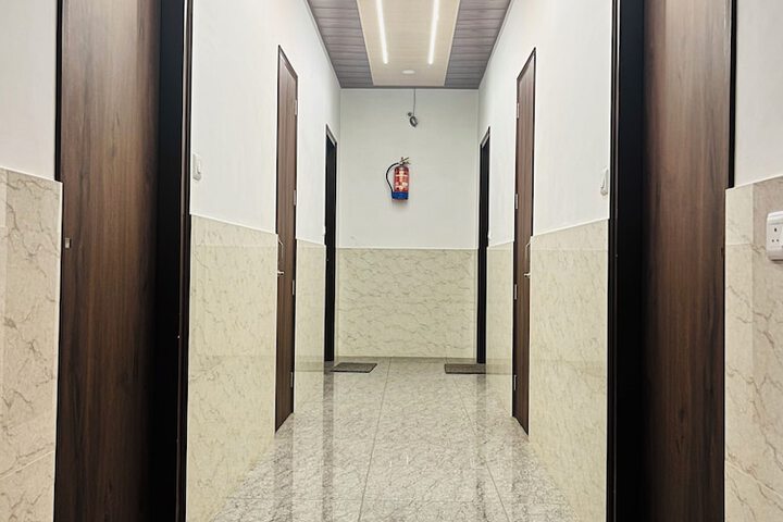 Room 15 of 30