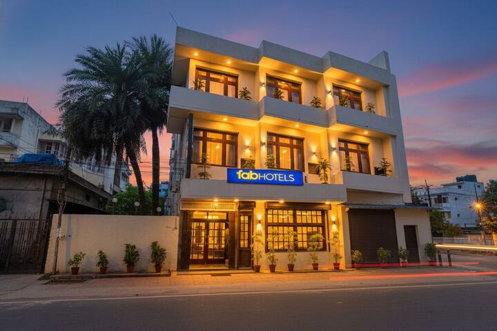 Fabhotel Taj