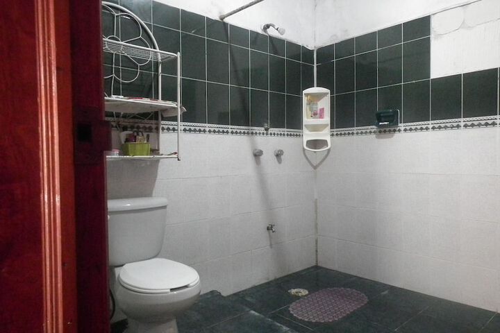 Room 15 of 36