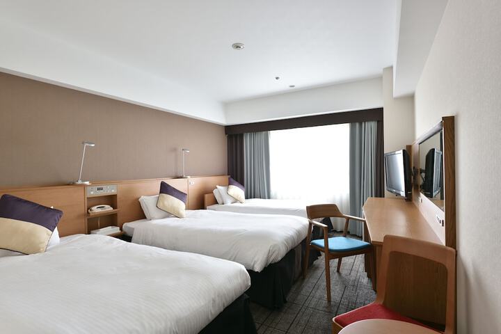 Room 13 of 75