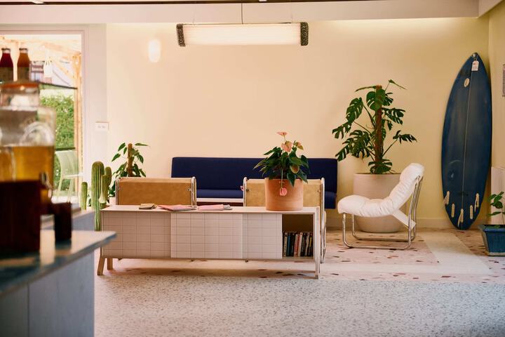 Guest Lobby