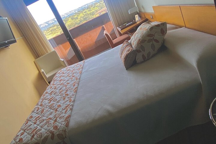 Room 12 of 61