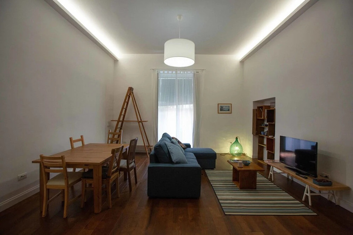Room 4 of 19