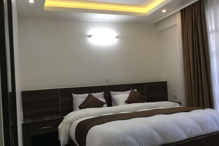 Room 3 of 57