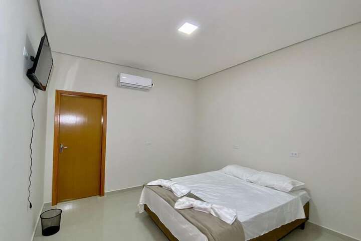Room 6 of 7