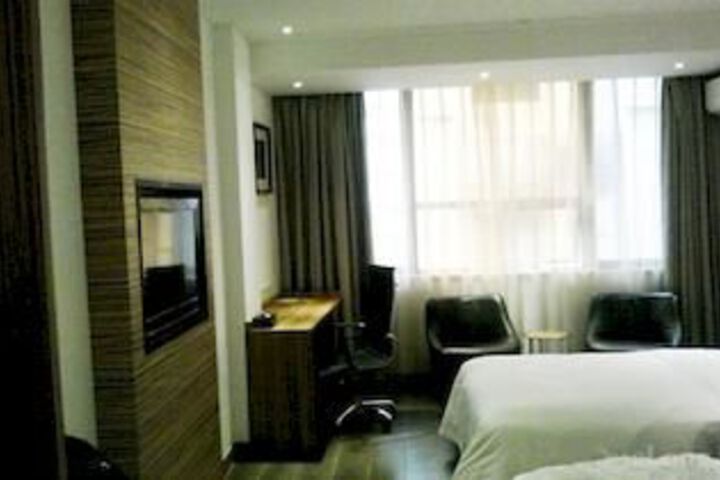 Room 29 of 69