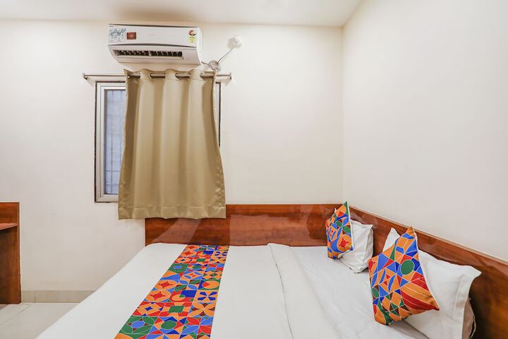 Room 17 of 24