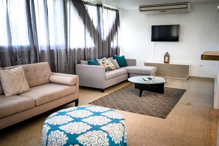 Room 105 of 171