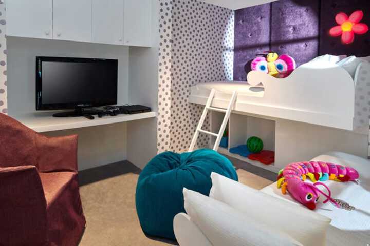 Room 14 of 53