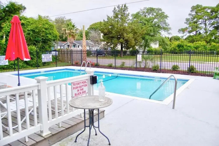 Pool 8 of 12