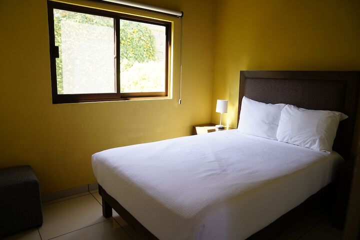 Room 9 of 40