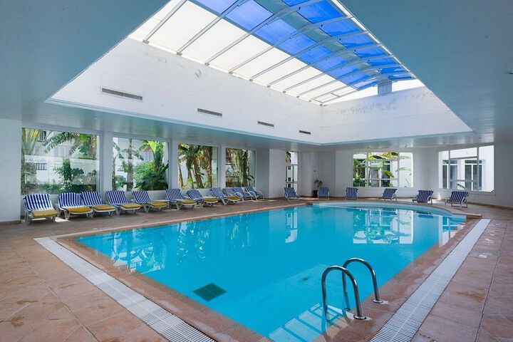 Hotel Pool
