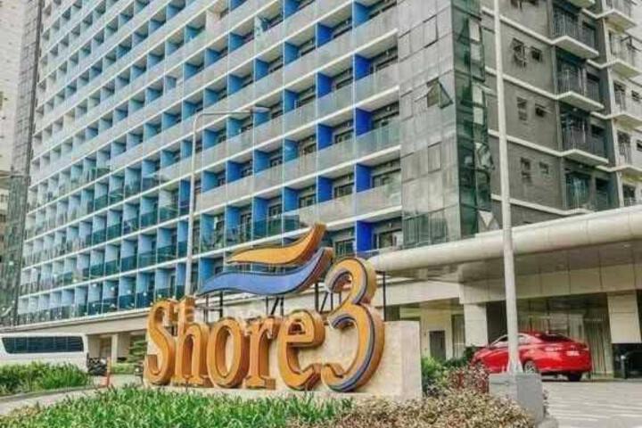 Mall of Asia residence Shore 3