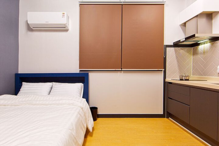 Room 8 of 51