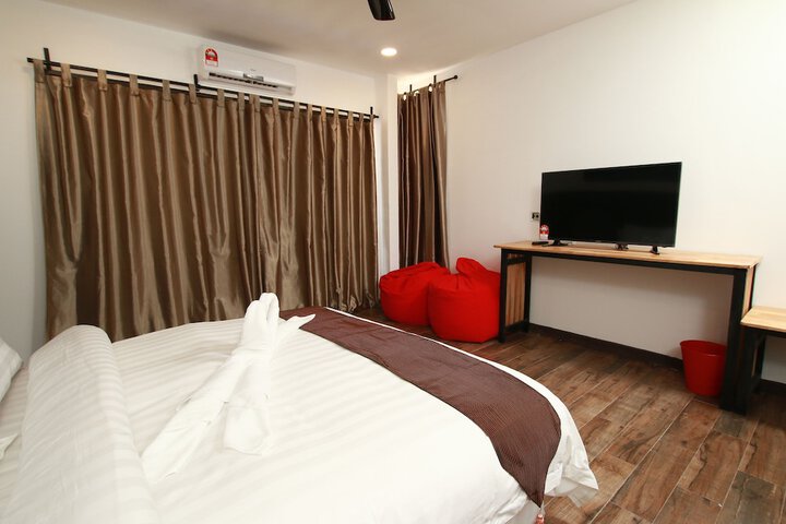 Room 38 of 147
