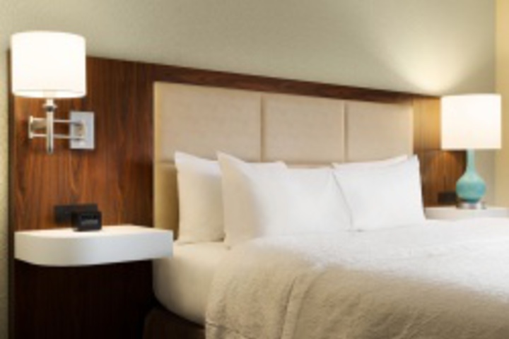 Room 210 of 264