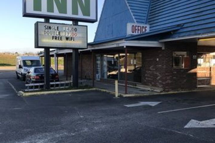Gordon Highway Inn