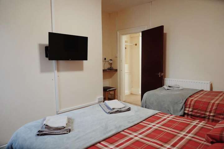 Room 14 of 95