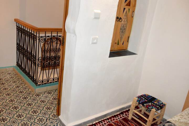 Room 5 of 13