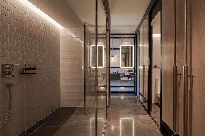 Clean Restrooms