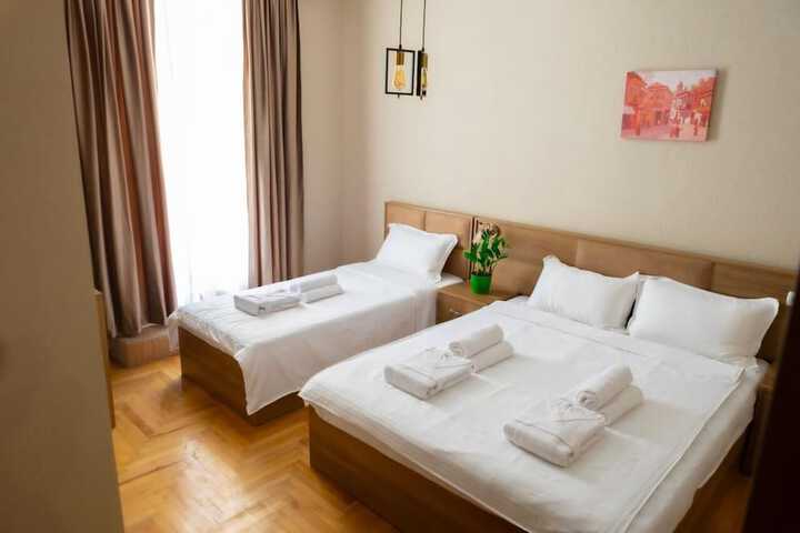 Room 3 of 12