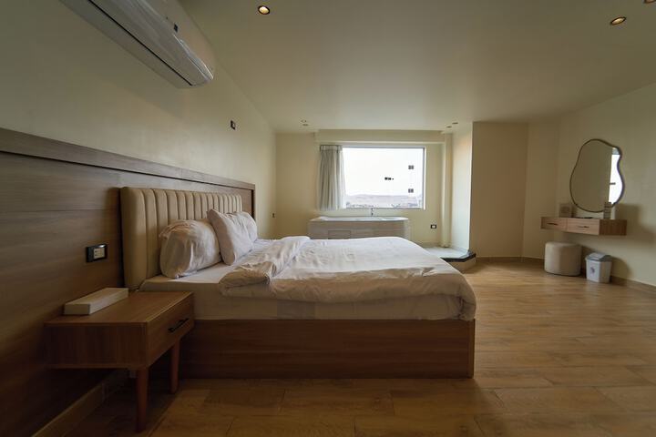 Room 44 of 174