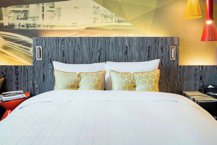 Room 19 of 75