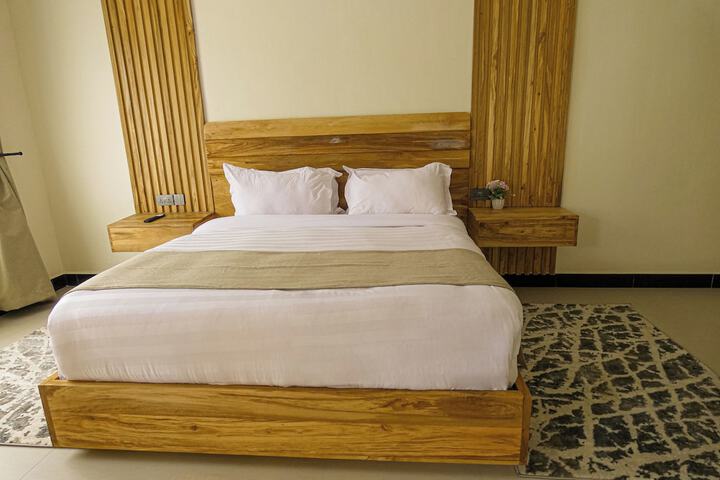 Room 3 of 35