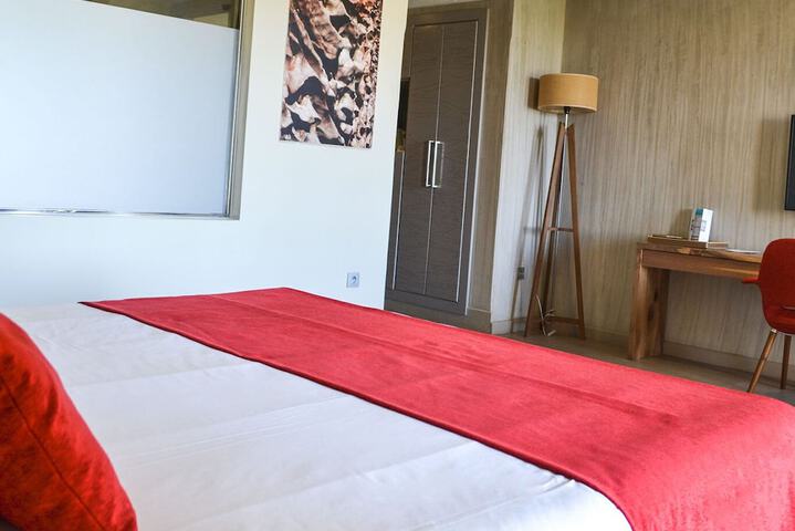 Room 15 of 85
