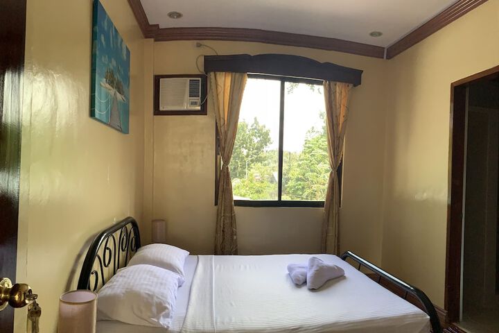 Room 19 of 47