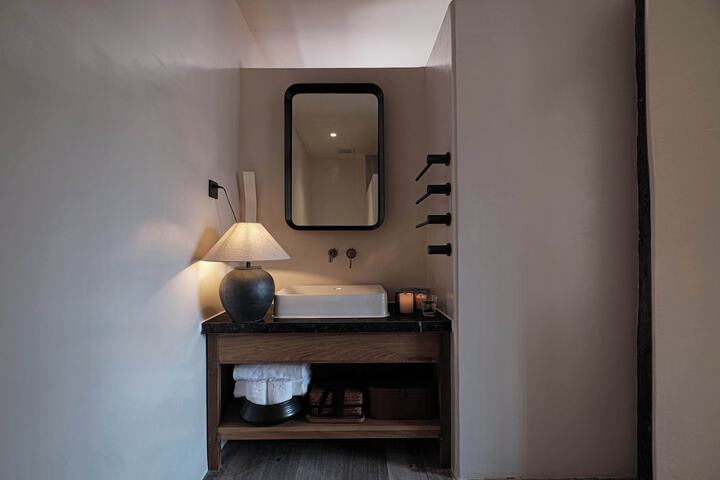 Room 45 of 67