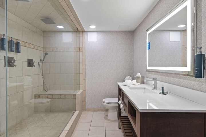 Bathroom shower